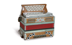 Strasser 4/II Classic Accordéon 4-Rangs, 2-Voix G-C-F-B, Avec X-Bass, Noyer/Rouge
