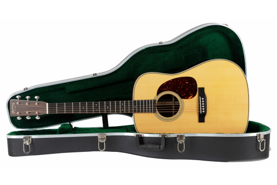 Martin Guitars HD-28  - 1A Showroom Modell (Zustand: wie neu, in OVP) image 1