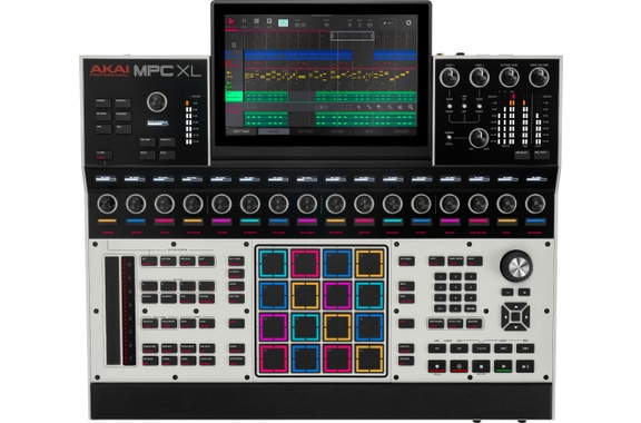 Akai MPC XL Groovebox / Sampler image 1