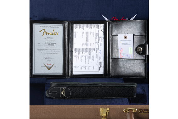 Fender Custom Shop 1963 Super Heavy Relic Stratocaster Super Faded Aged Vintage White over 3-Tone-Sunburst image 10