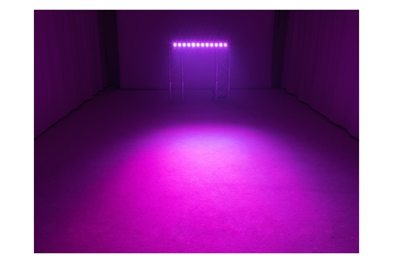 Eurolite LED BAR-12 QCL RGBA Balk image 10
