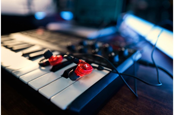 Sennheiser IE 100 Pro Wireless Red Hoofdtelefoon image 10