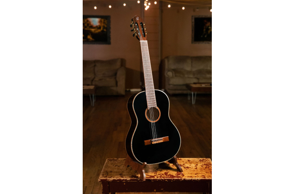 Ortega R221BK image 10