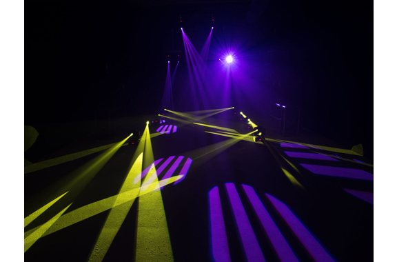 Eurolite TMH-S30 Moving-Head Spot Wireless DMX Set image 10