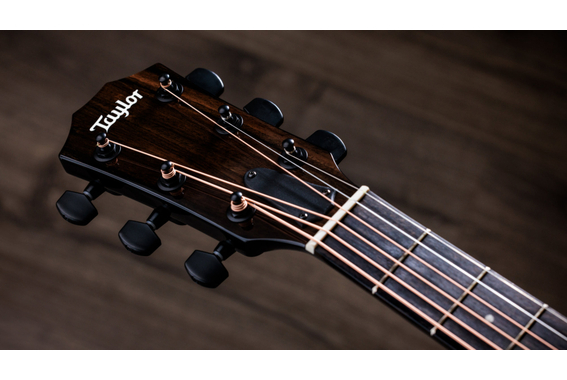 Taylor 214ce-BLK Plus image 11