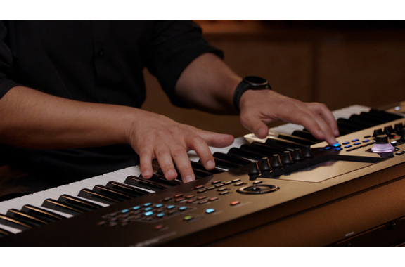 Yamaha Montage M7 Synthesizer image 11