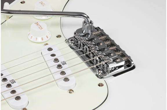 Ibanez LM1-LWH Luca Mantovanelli Signature Luna White image 11