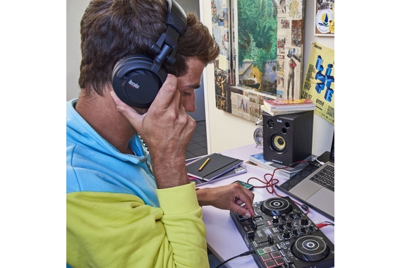 Hercules DJControl Inpulse 300 MK2 Set image 12