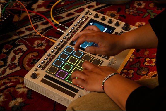 Akai MPC Live III Retro image 12