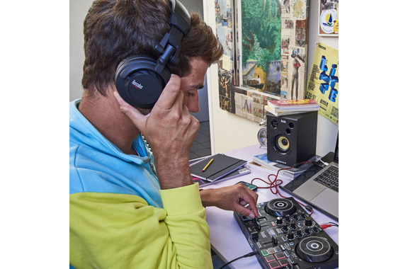 Hercules DJControl Inpulse 300 MK2 Set image 12