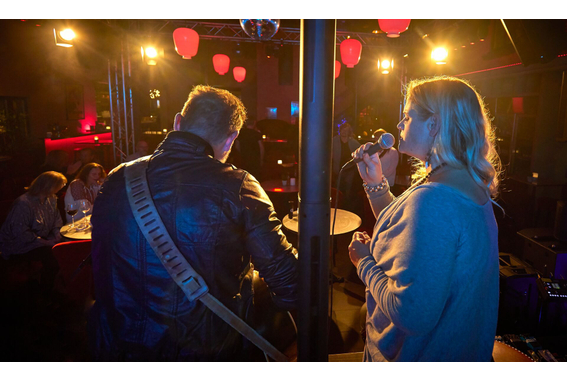 Bose L1 Pro16 Portable Line Array System image 2