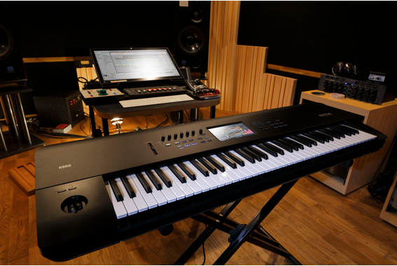 Korg Nautilus 61 Set image 2