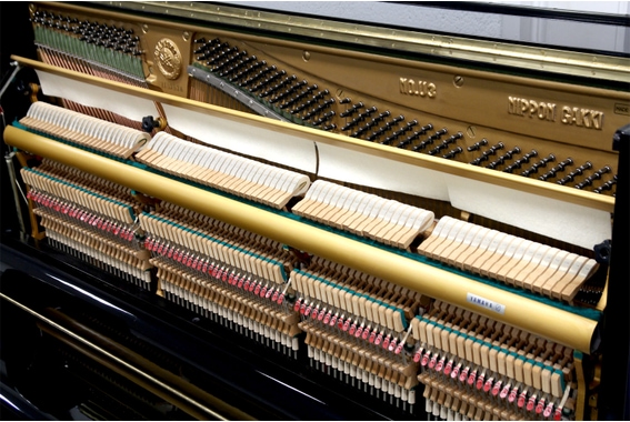 Yamaha U3 Klavier Schwarz Poliert - Generalüberholt image 2