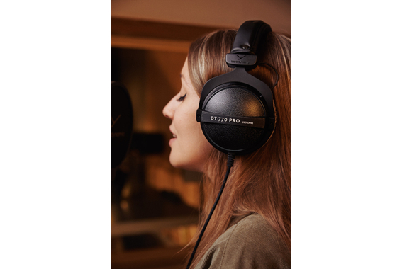 Beyerdynamic DT-770 Pro - 250 Ohm image 2