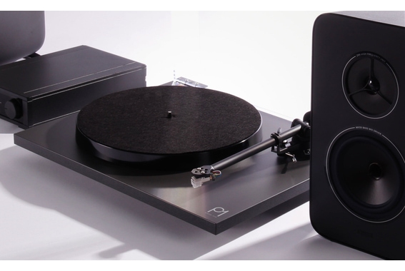 Rega System One image 2