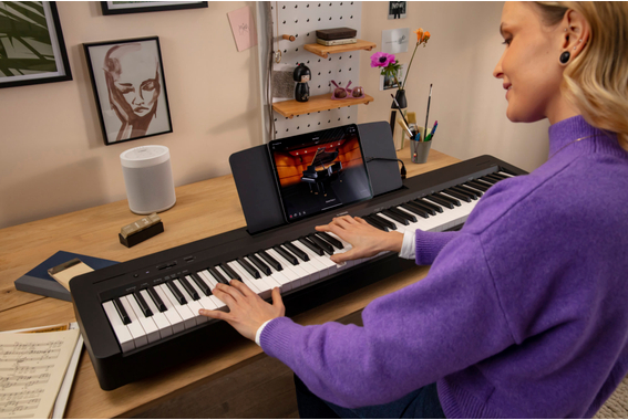 Yamaha P-145BT Stagepiano image 2