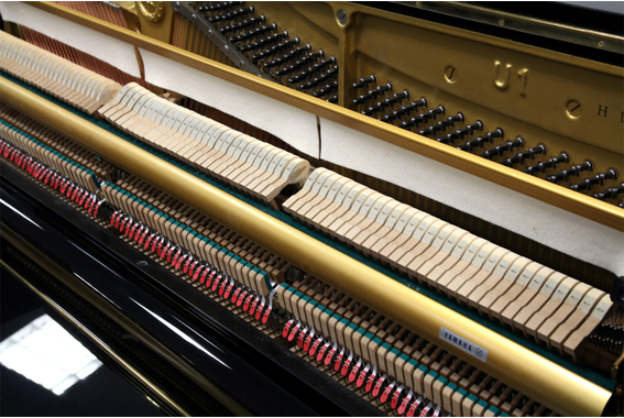 Yamaha U1 Klavier schwarz poliert - Generalüberholt image 2