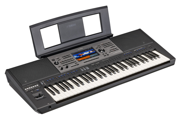 Yamaha PSR-A5000 Keyboard image 2