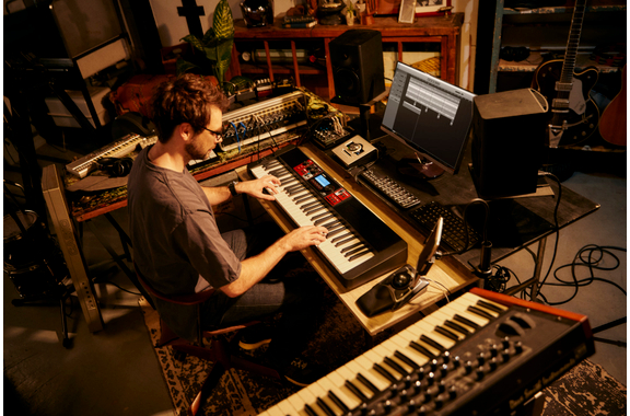 Casio CT-S1000V Casiotone Keyboard Schwarz image 2
