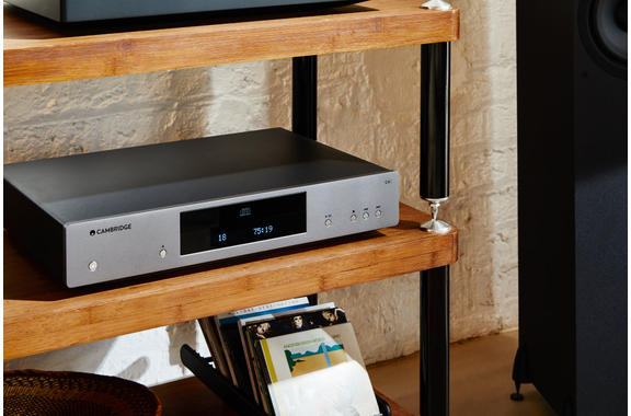 Cambridge Audio CXC V2 Lettore CD Lunar Grey image 2