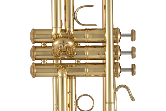 Bach 170-43GY ML Bb Trompeta Lacada image 3