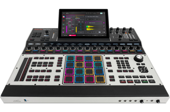 Akai MPC XL Groovebox / Sampler image 3