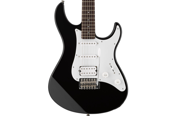 Yamaha Pacifica 012 BL E-Gitarre Black image 3