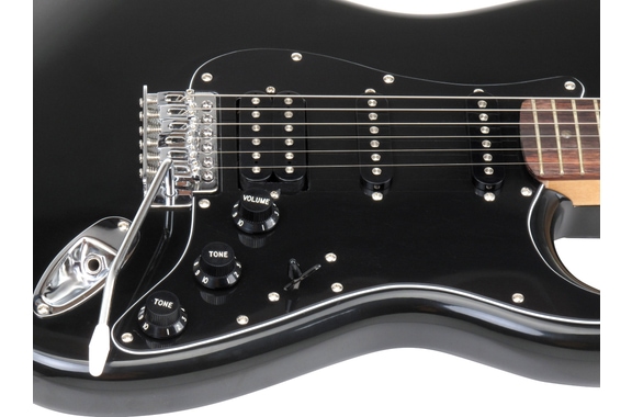 Rocktile Pro ST60-BK E-Gitarre All Black Softcase Set image 3