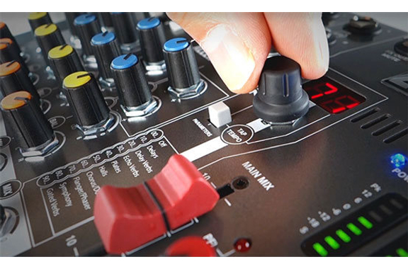 Allen & Heath ZED-6FX Kompakter Analogmixer image 3
