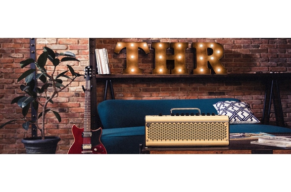 Set Combo de Guitarra Yamaha THR-10IIW image 3
