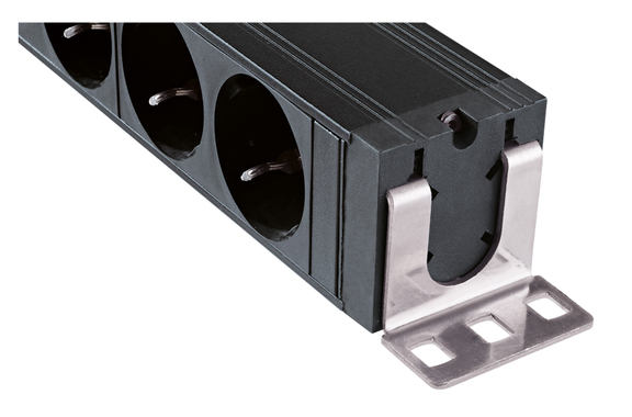 K&M 28674 19"-Power Box image 3