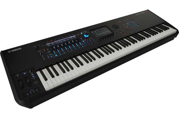 Yamaha Montage M8x Synthesizer image 3