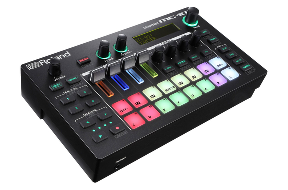 Roland MC-101 Groovebox Set image 3