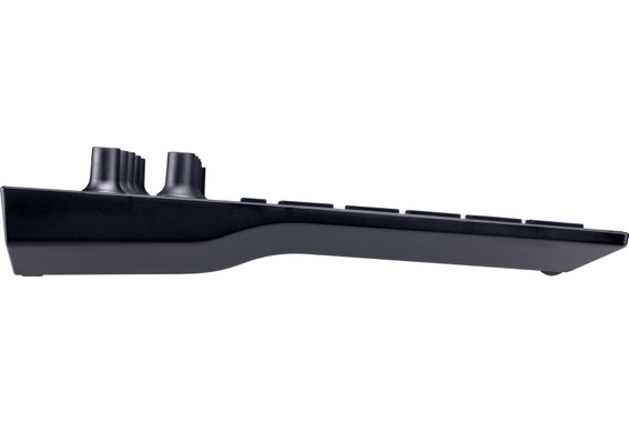 Novation Circuit Tracks Groovebox Set image 4