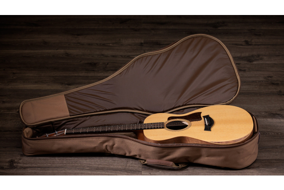 Taylor Academy 12e image 4