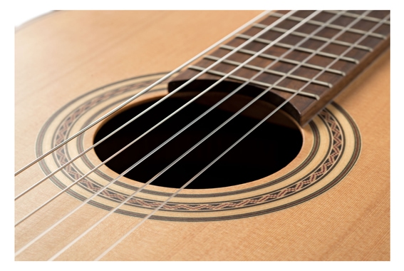 La Mancha Rubi cm 4/4 Konzertgitarre  - Retoure (Zustand: sehr gut) image 4