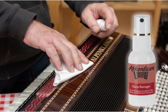Produit d’Entretien Akkordicura pour Accordéon Set avec Chiffon de Polissage image 4