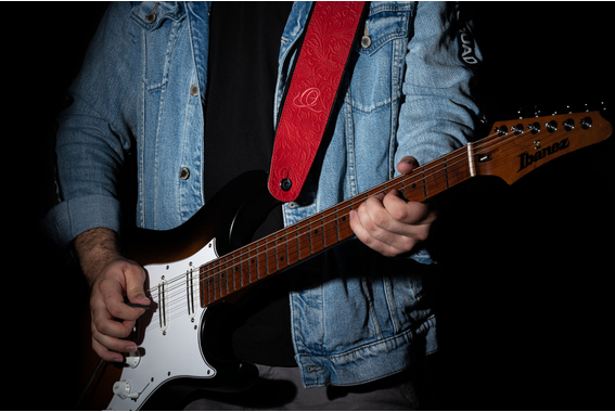 Ortega OSBY-3 Gitaarband Echtleer Byzantine Fire image 4