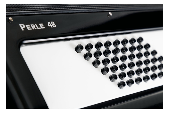 Weltmeister Perle 48  Bass Akkordeon 2-chörig Schwarz image 4