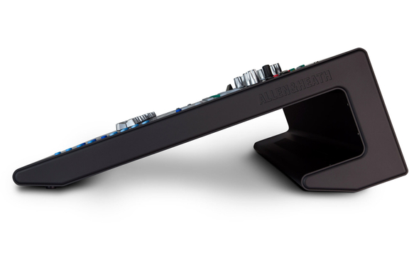 Allen & Heath QU-32C image 4