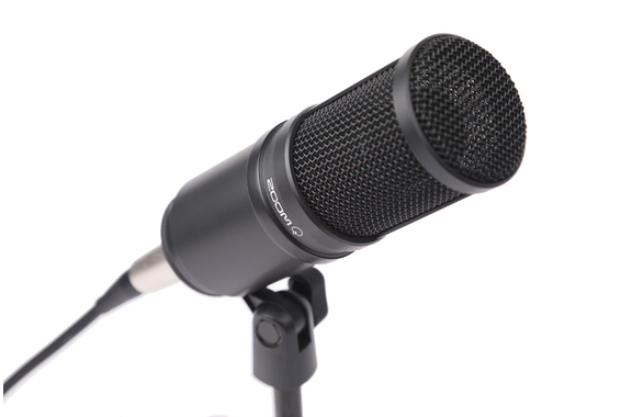Zoom ZDM-1 Podcast Mic Pack image 4