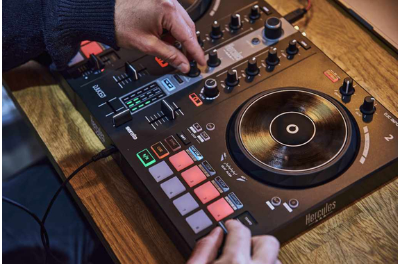 Hercules DJControl Inpulse 300 MK2 Set image 4