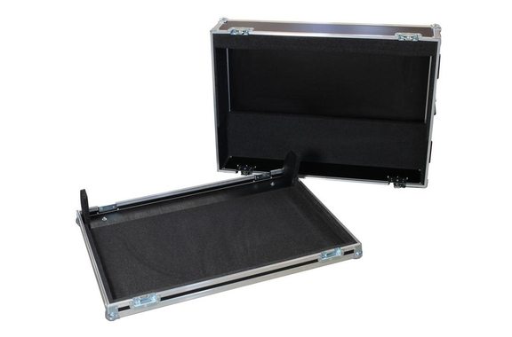 Allen & Heath QU-32C Set incl. Case image 4
