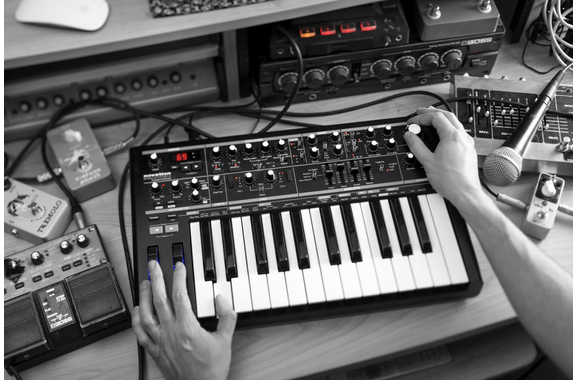 Novation Bass Station II image 4