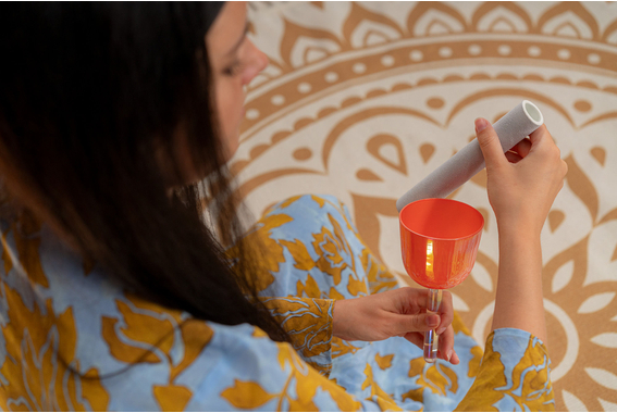 Meinl Sonic Energy ESOLCSB963 3,25\" Essence Solfeggio Crystal Singing Bowl 963 Hz Corail image 5