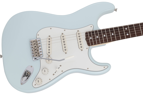 Fender Made in Japan Traditional Late '60s Stratocaster Sonic Blue image 5