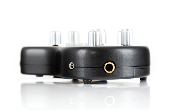 Rocktile GP-10 / BB-860BK Set de Amplificador para Guitarra image 5