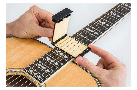 Rockcare StringJet 64 Snaarreiniger image 5