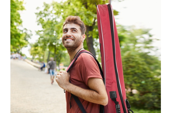Rocktile Klassik-Gitarrentasche - 3/4 & 7/8 gepolstert mit Rucksackgarnitur Weinrot image 5