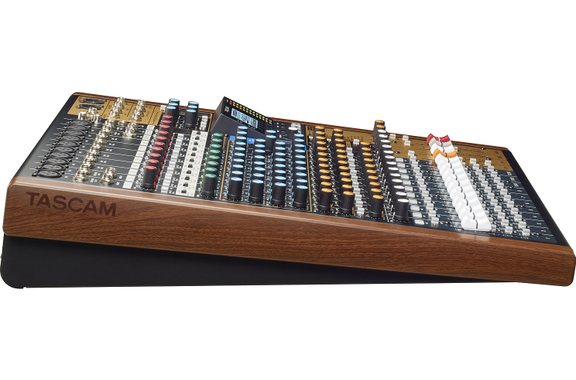 Tascam Model 16 image 5